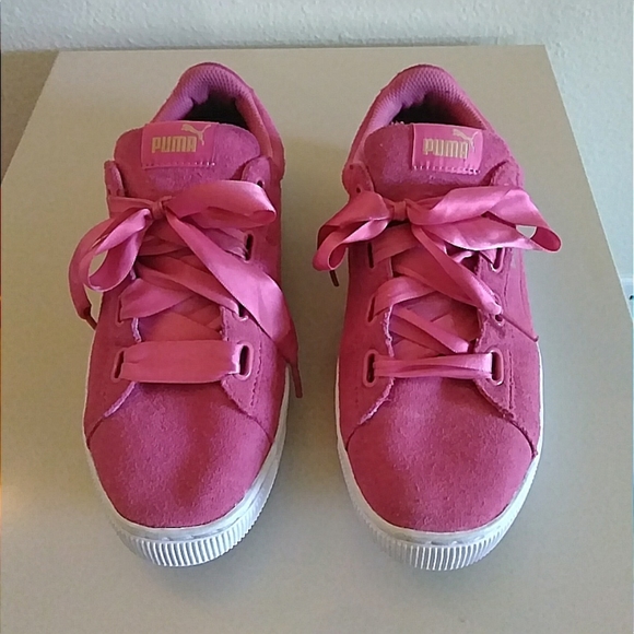 Puma Suede Vikky Platform Ribbon Sneaker - Picture 4 of 8